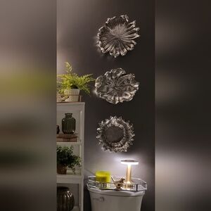 Glam Plants & Flower Wall Decor On Resin